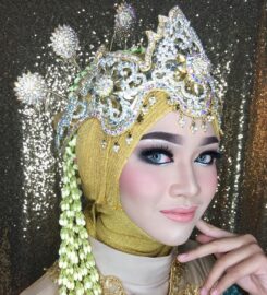 Ayidh Makeup Artist