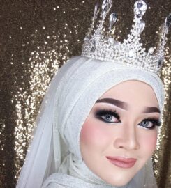 Ayidh Makeup Artist