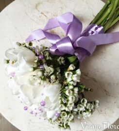 Viana Floral