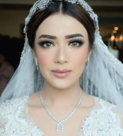 Bennu Makeup