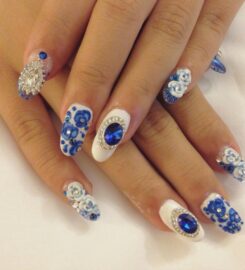 Wien Tantono Nail Art