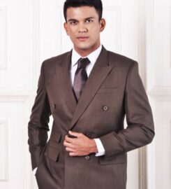 ARLO TAILOR