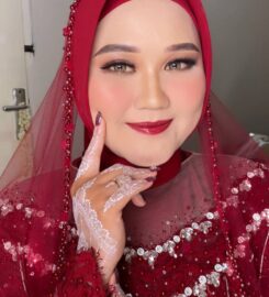 Naws Makeup